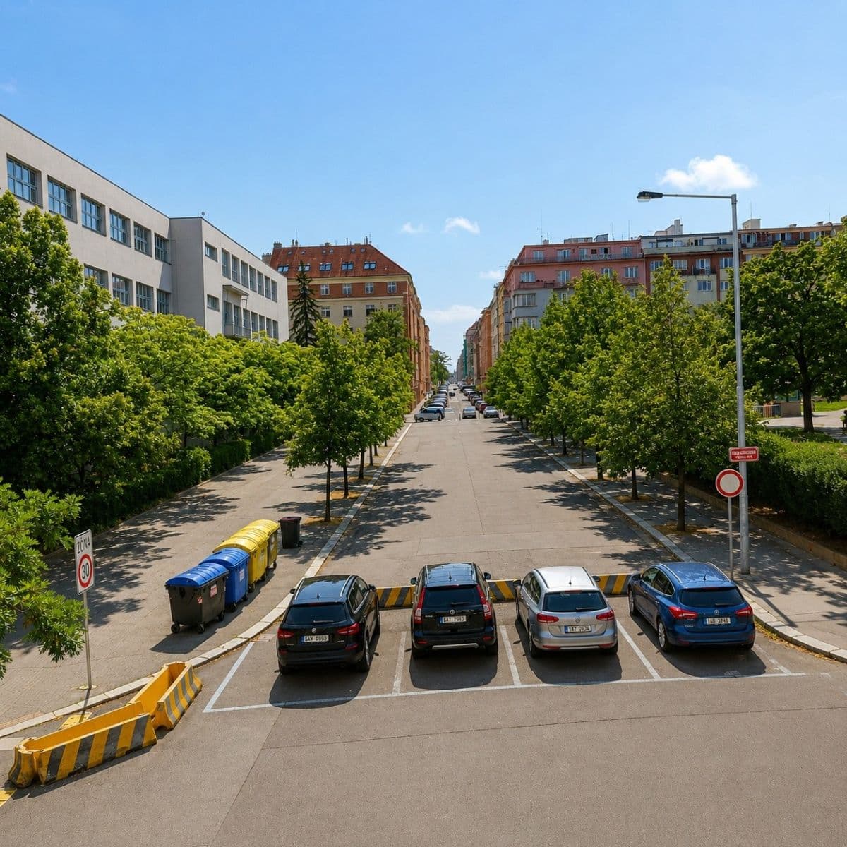 Prenájom bytu 3-izbový 73 m², náměstí Jiřího z Lobkovic, Praha, Praha Prenájom bytu 3-izbový 73 m², náměstí Jiřího z Lobkovic, Praha, Praha