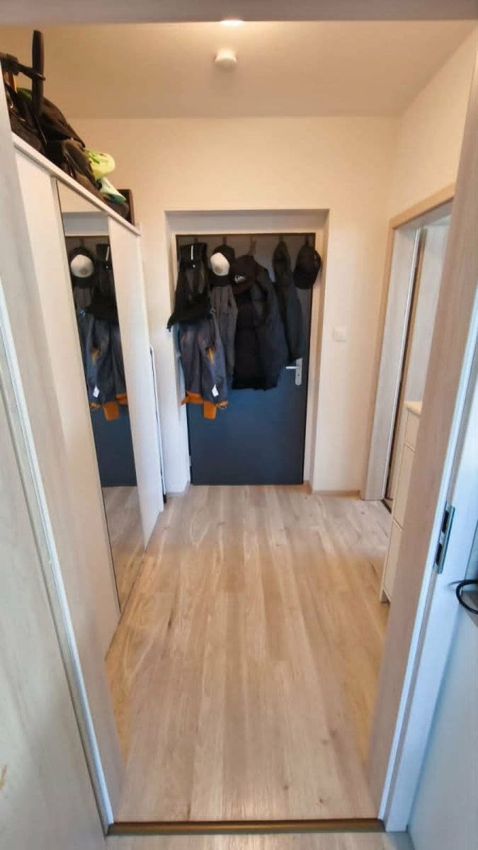 Prenájom bytu 1-izbový 37 m², U Pondu, Heřmanova Huť, Plzeňský kraj Prenájom bytu 1-izbový 37 m², U Pondu, Heřmanova Huť, Plzeňský kraj