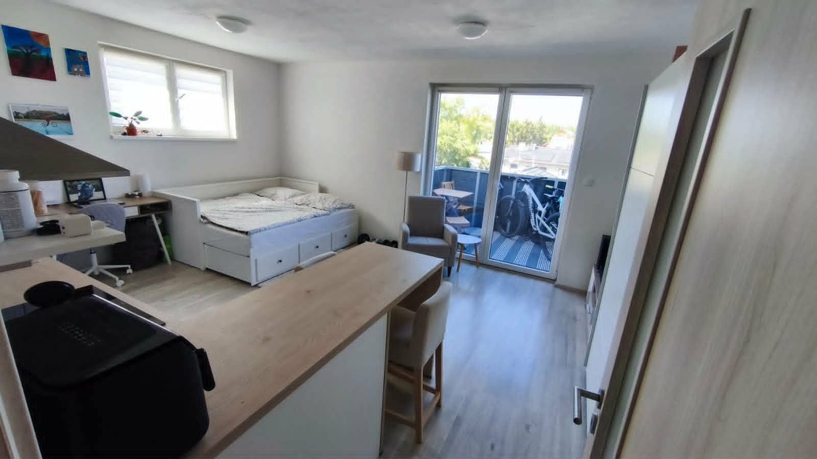 Prenájom bytu 1-izbový 37 m², U Pondu, Heřmanova Huť, Plzeňský kraj Prenájom bytu 1-izbový 37 m², U Pondu, Heřmanova Huť, Plzeňský kraj
