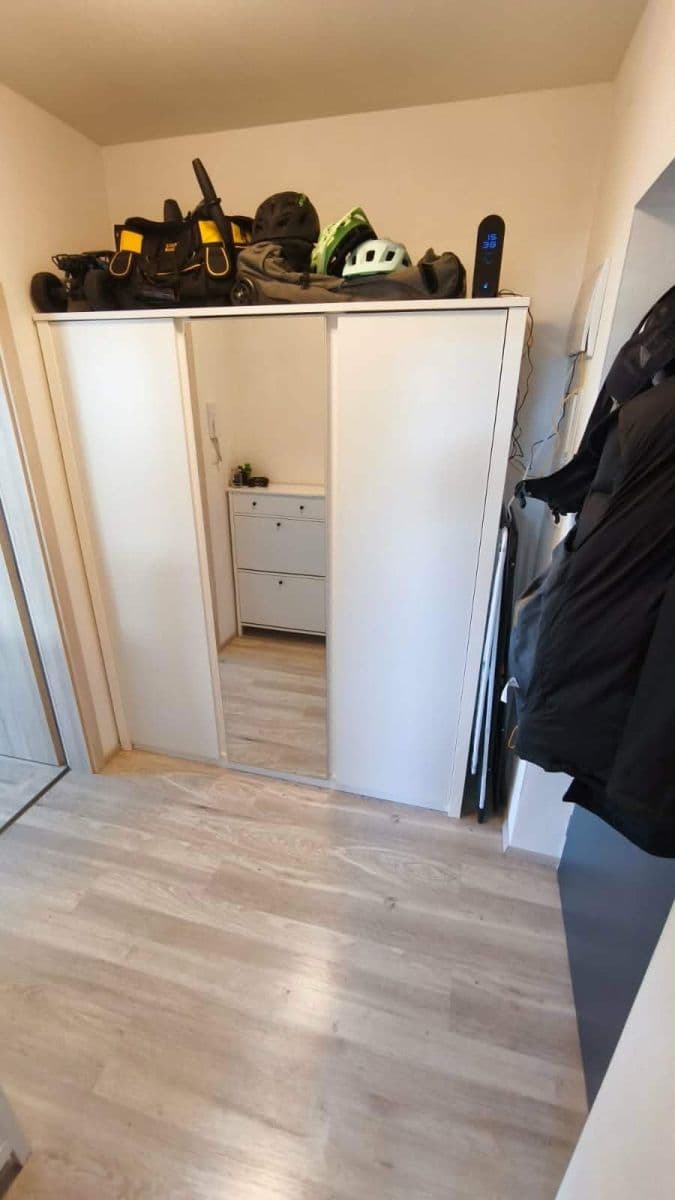 Prenájom bytu 1-izbový 37 m², U Pondu, Heřmanova Huť, Plzeňský kraj Prenájom bytu 1-izbový 37 m², U Pondu, Heřmanova Huť, Plzeňský kraj