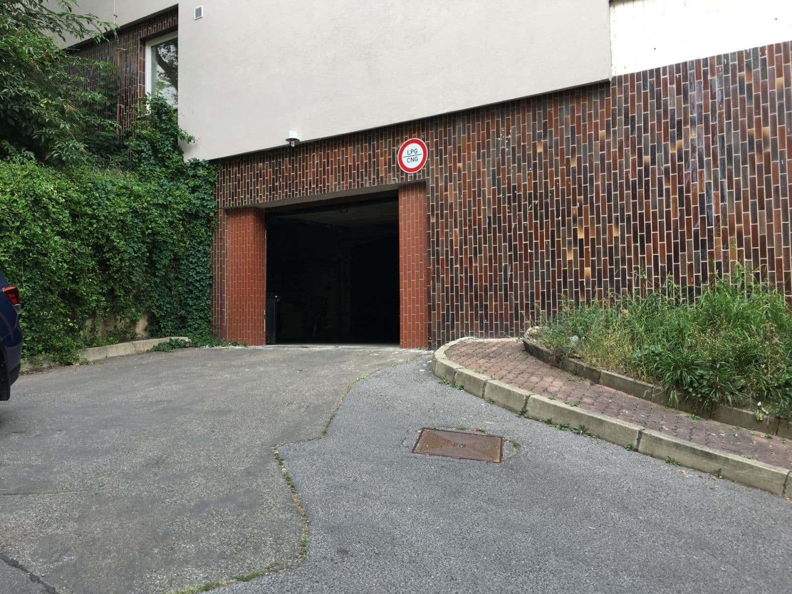 Prenájom garáže 17 m², Praha, Praha Prenájom garáže 17 m², Praha, Praha