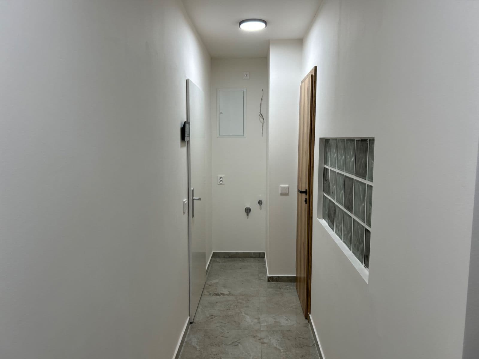 Predaj bytu 2-izbový 40 m², Štúrova, Praha, Praha Predaj bytu 2-izbový 40 m², Štúrova, Praha, Praha