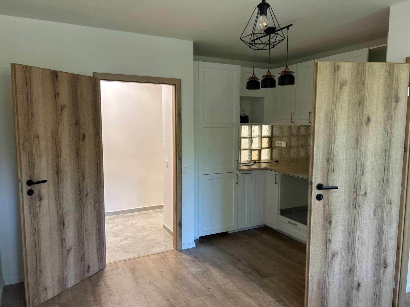 Predaj bytu 2-izbový 40 m², Štúrova, Praha, Praha Predaj bytu 2-izbový 40 m², Štúrova, Praha, Praha