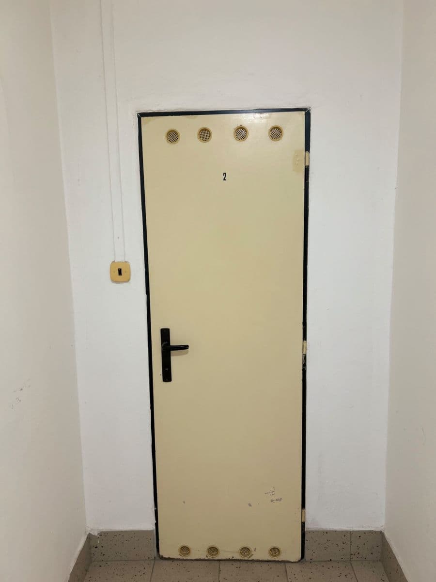 Predaj bytu 2-izbový 40 m², Štúrova, Praha, Praha Predaj bytu 2-izbový 40 m², Štúrova, Praha, Praha