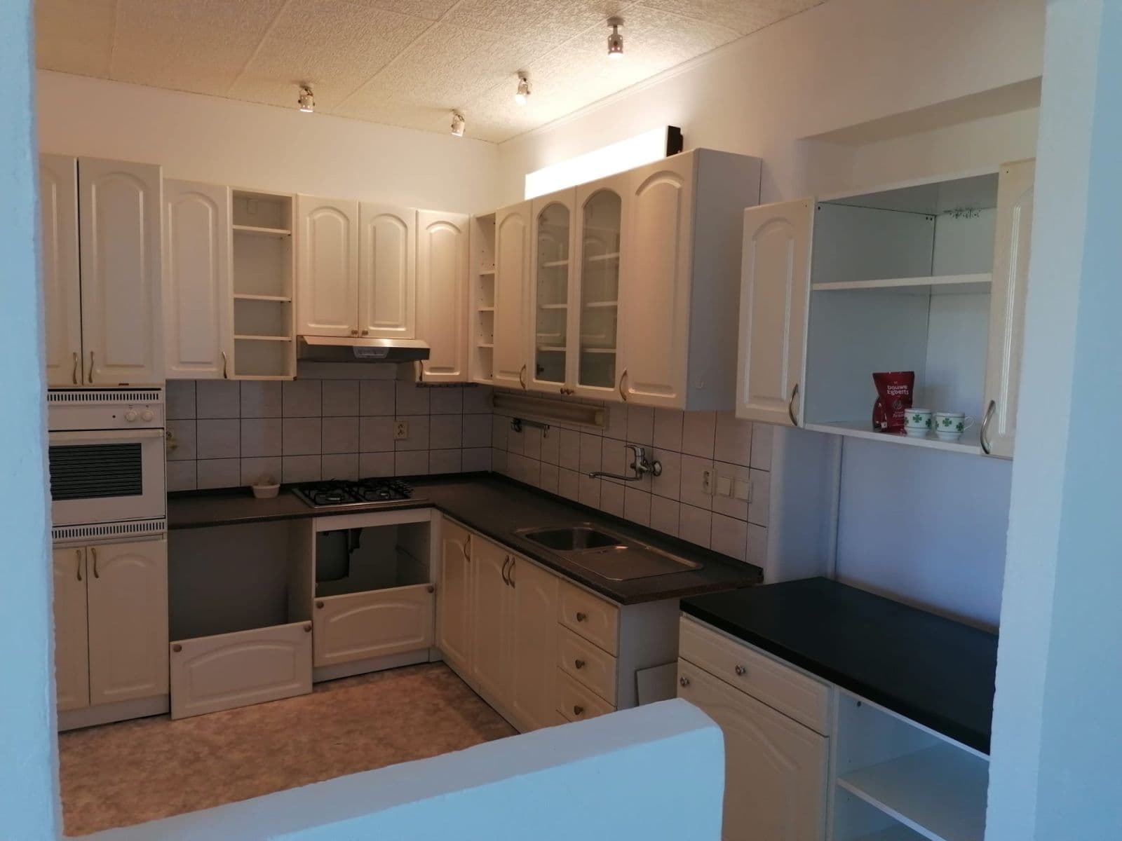 Prenájom bytu 3-izbový 74 m², Nad Mazankou, Praha, Praha Prenájom bytu 3-izbový 74 m², Nad Mazankou, Praha, Praha