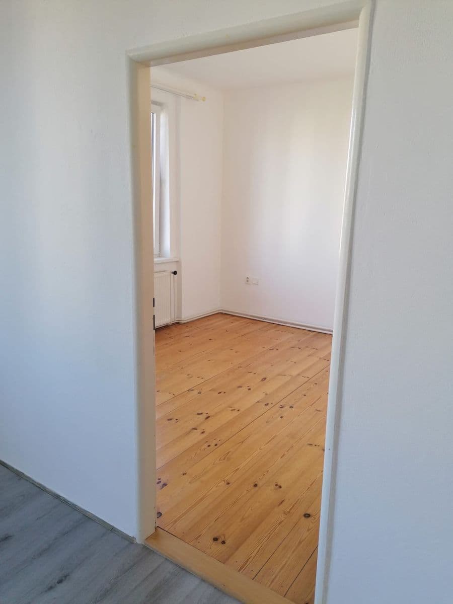 Prenájom bytu 3-izbový 74 m², Nad Mazankou, Praha, Praha Prenájom bytu 3-izbový 74 m², Nad Mazankou, Praha, Praha