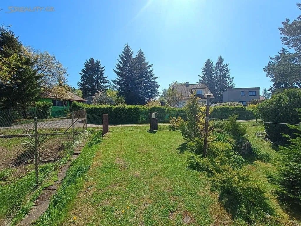 Predaj rekreačného objektu 60 m², pozemok 400 m², Slunná, Hradištko, Středočeský kraj Predaj rekreačného objektu 60 m², pozemok 400 m², Slunná, Hradištko, Středočeský kraj