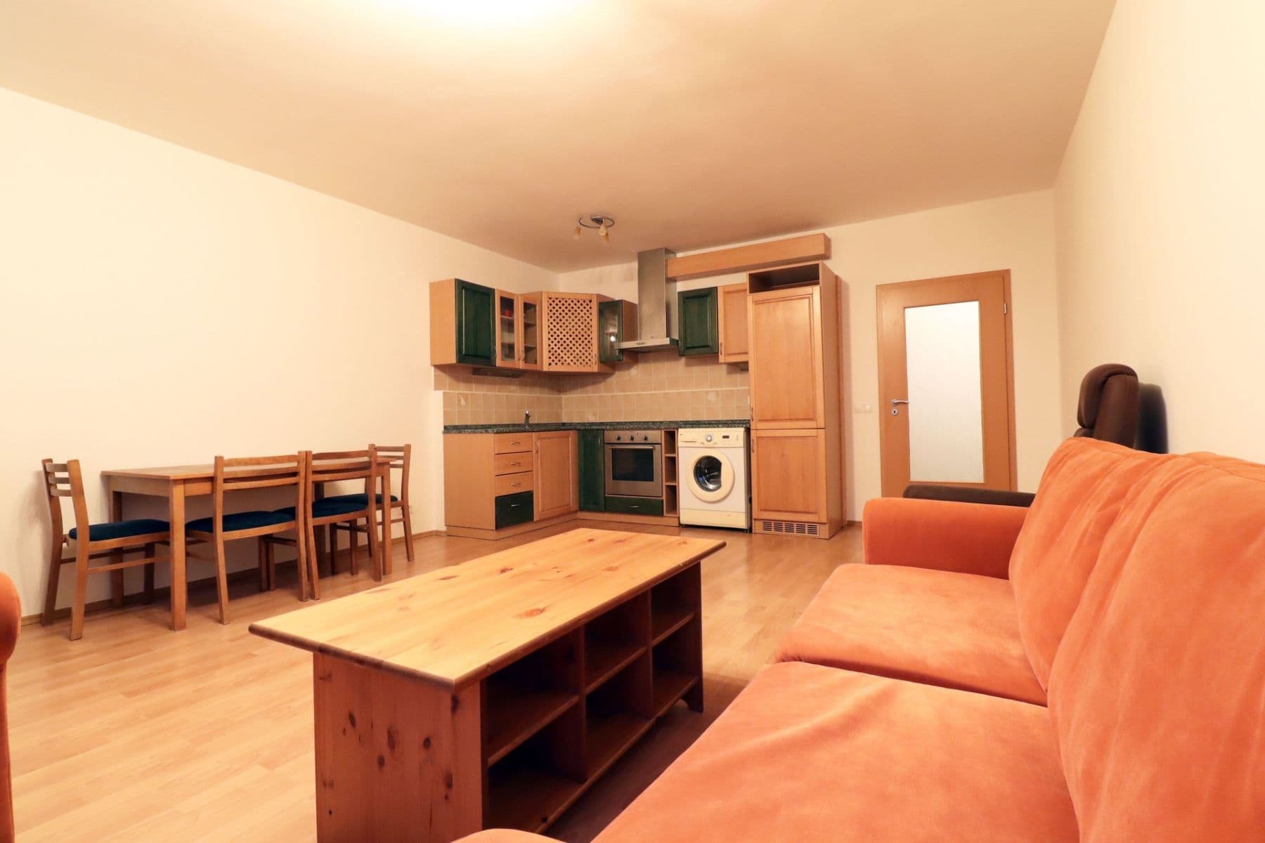 Prenájom bytu 2-izbový 56 m², Václava Rady, Praha, Praha Prenájom bytu 2-izbový 56 m², Václava Rady, Praha, Praha