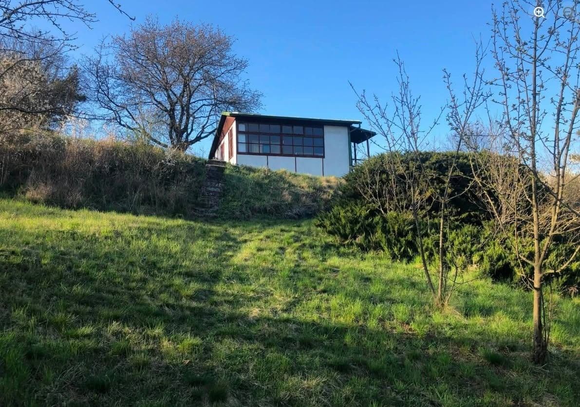 Prenájom rekreačného objektu 35 m², pozemok 1.199 m², Chyňava, Středočeský kraj Prenájom rekreačného objektu 35 m², pozemok 1.199 m², Chyňava, Středočeský kraj