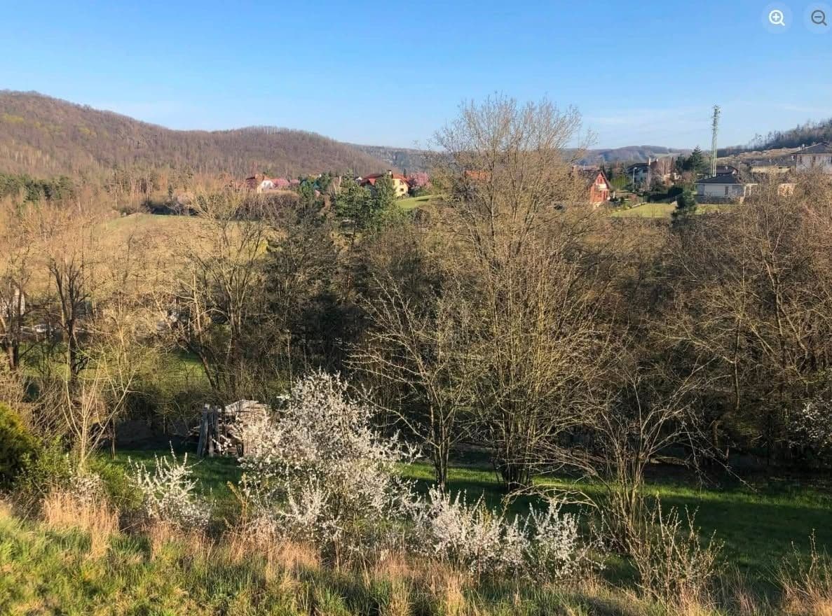 Prenájom rekreačného objektu 35 m², pozemok 1.199 m², Chyňava, Středočeský kraj Prenájom rekreačného objektu 35 m², pozemok 1.199 m², Chyňava, Středočeský kraj