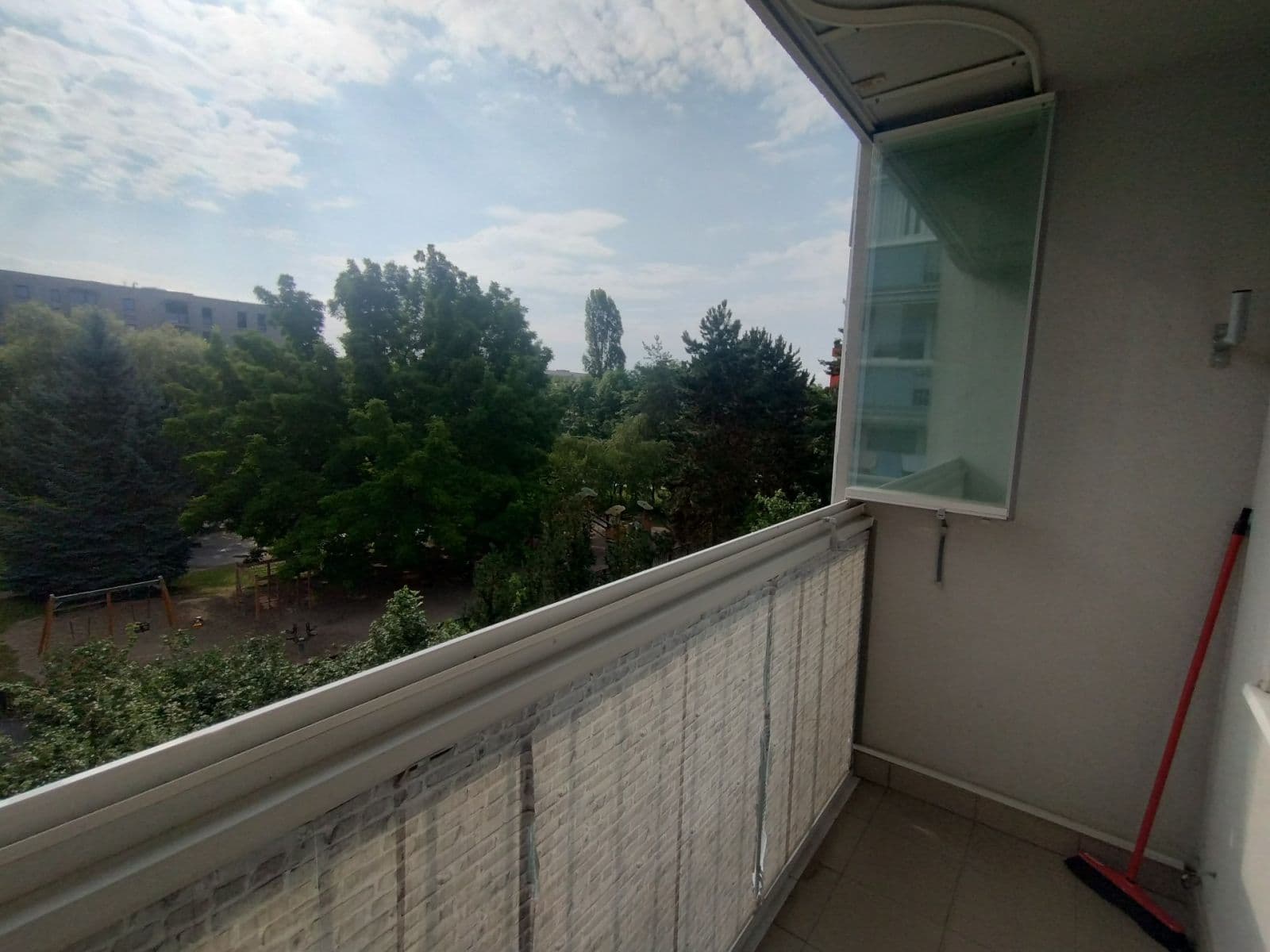 Prenájom bytu 2-izbový 55 m², Novomeského, Praha, Praha Prenájom bytu 2-izbový 55 m², Novomeského, Praha, Praha