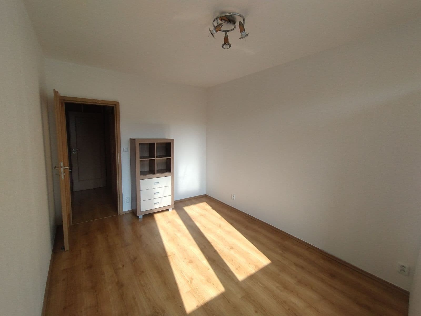 Prenájom bytu 2-izbový 55 m², Novomeského, Praha, Praha Prenájom bytu 2-izbový 55 m², Novomeského, Praha, Praha