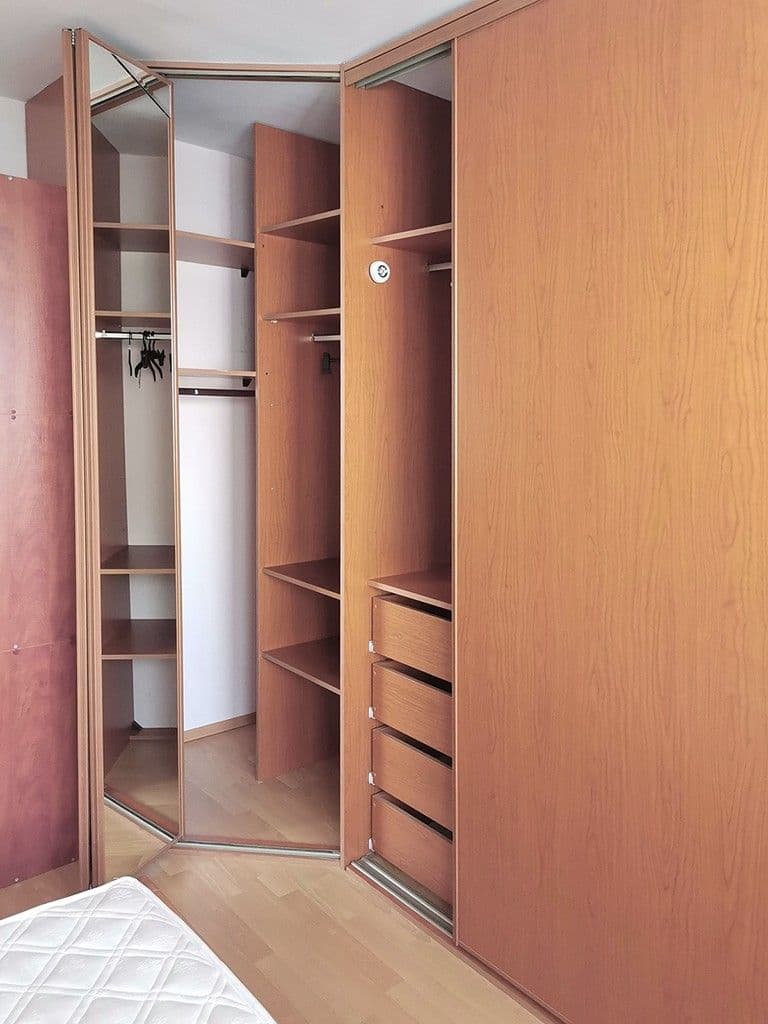Predaj bytu 3-izbový 70 m², Hornádska, Podunajské Biskupice, Bratislavský kraj Predaj bytu 3-izbový 70 m², Hornádska, Podunajské Biskupice, Bratislavský kraj