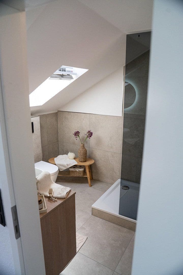 Predaj bytu 2-izbový 76 m², Mülhein an der Ruhr, Severné Porýnie - Westfálsko Predaj bytu 2-izbový 76 m², Mülhein an der Ruhr, Severné Porýnie - Westfálsko