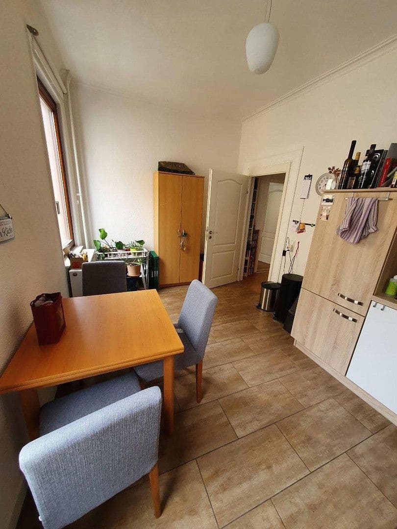 Prenájom bytu 2-izbový 76 m², Rottenburg am Neckar, Bádensko-Wurttembersko Prenájom bytu 2-izbový 76 m², Rottenburg am Neckar, Bádensko-Wurttembersko