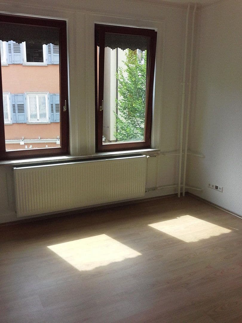 Prenájom bytu 2-izbový 76 m², Rottenburg am Neckar, Bádensko-Wurttembersko Prenájom bytu 2-izbový 76 m², Rottenburg am Neckar, Bádensko-Wurttembersko