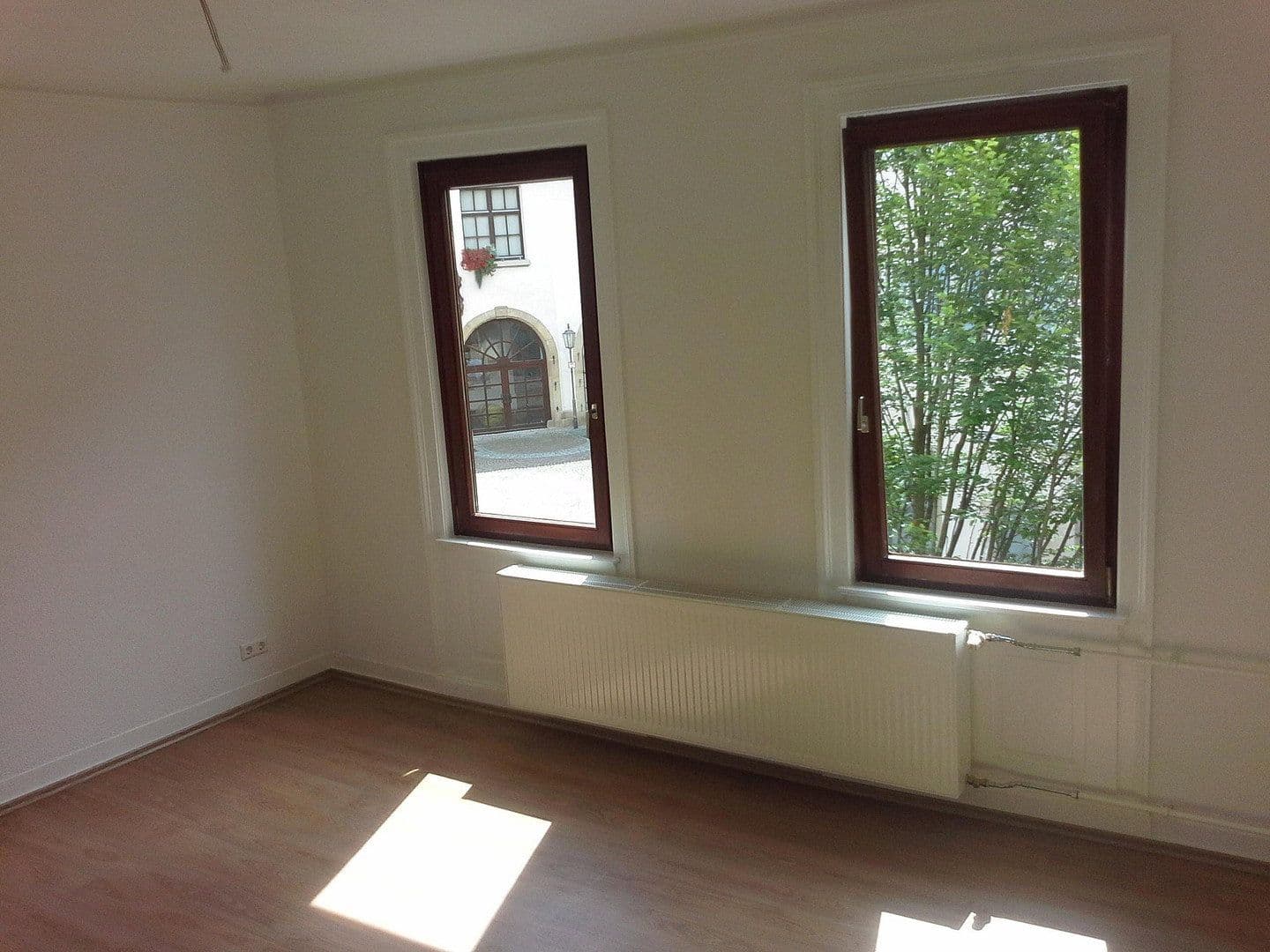 Prenájom bytu 2-izbový 76 m², Rottenburg am Neckar, Bádensko-Wurttembersko Prenájom bytu 2-izbový 76 m², Rottenburg am Neckar, Bádensko-Wurttembersko