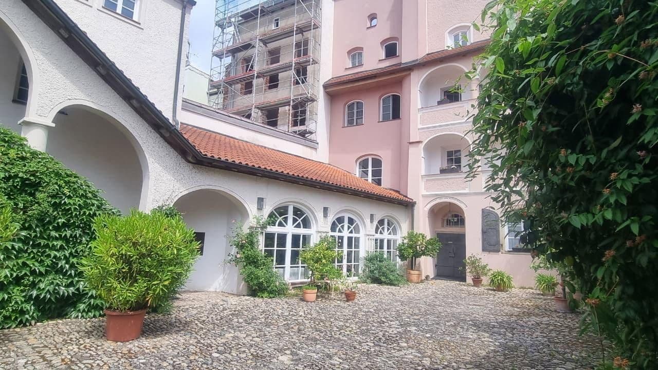 Prenájom bytu 3-izbový 108 m², Neuötting, Bavorsko Prenájom bytu 3-izbový 108 m², Neuötting, Bavorsko