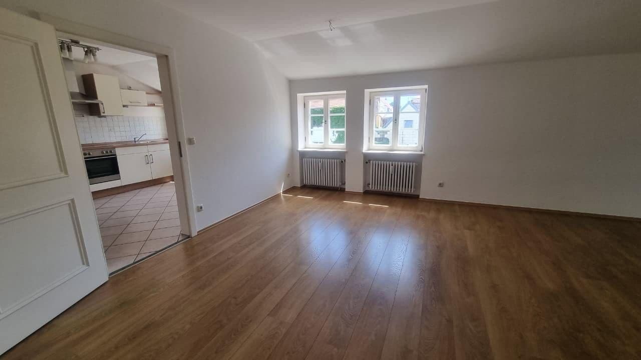 Prenájom bytu 3-izbový 108 m², Neuötting, Bavorsko Prenájom bytu 3-izbový 108 m², Neuötting, Bavorsko