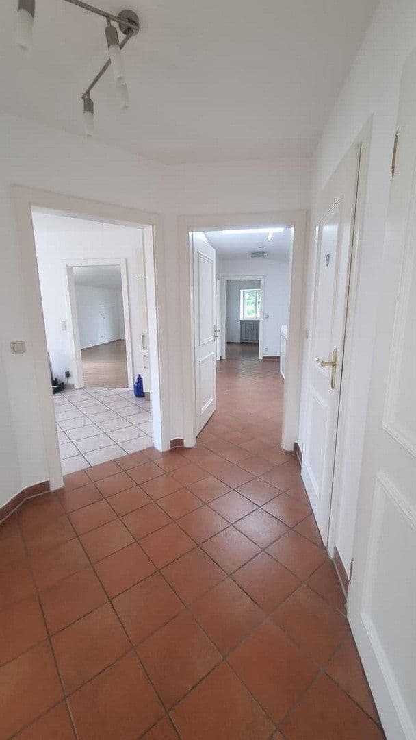 Prenájom bytu 3-izbový 108 m², Neuötting, Bavorsko Prenájom bytu 3-izbový 108 m², Neuötting, Bavorsko
