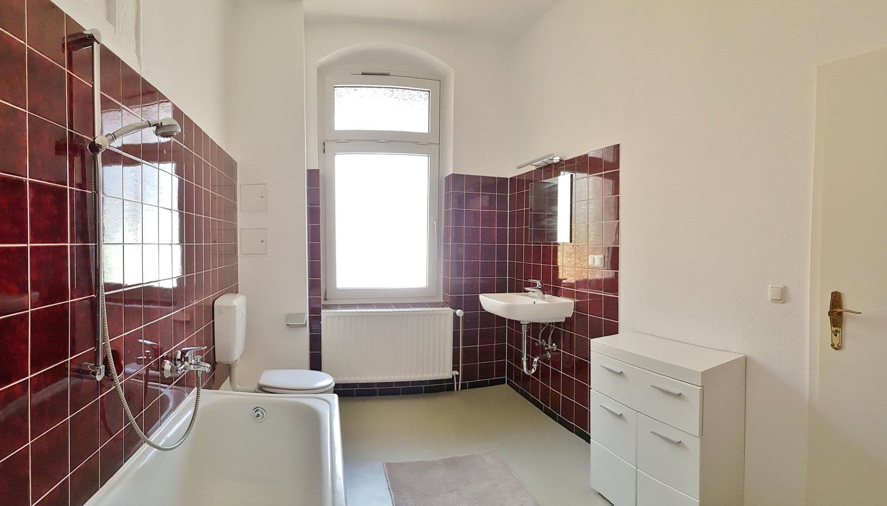 Prenájom bytu 3-izbový 90 m², Hildesheim, Dolné Sasko Prenájom bytu 3-izbový 90 m², Hildesheim, Dolné Sasko
