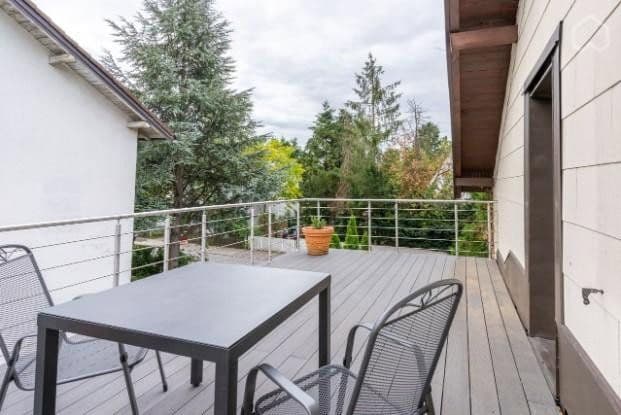 Predaj domu 200 m², pozemok 731 m², Planegg, Bavorsko Predaj domu 200 m², pozemok 731 m², Planegg, Bavorsko