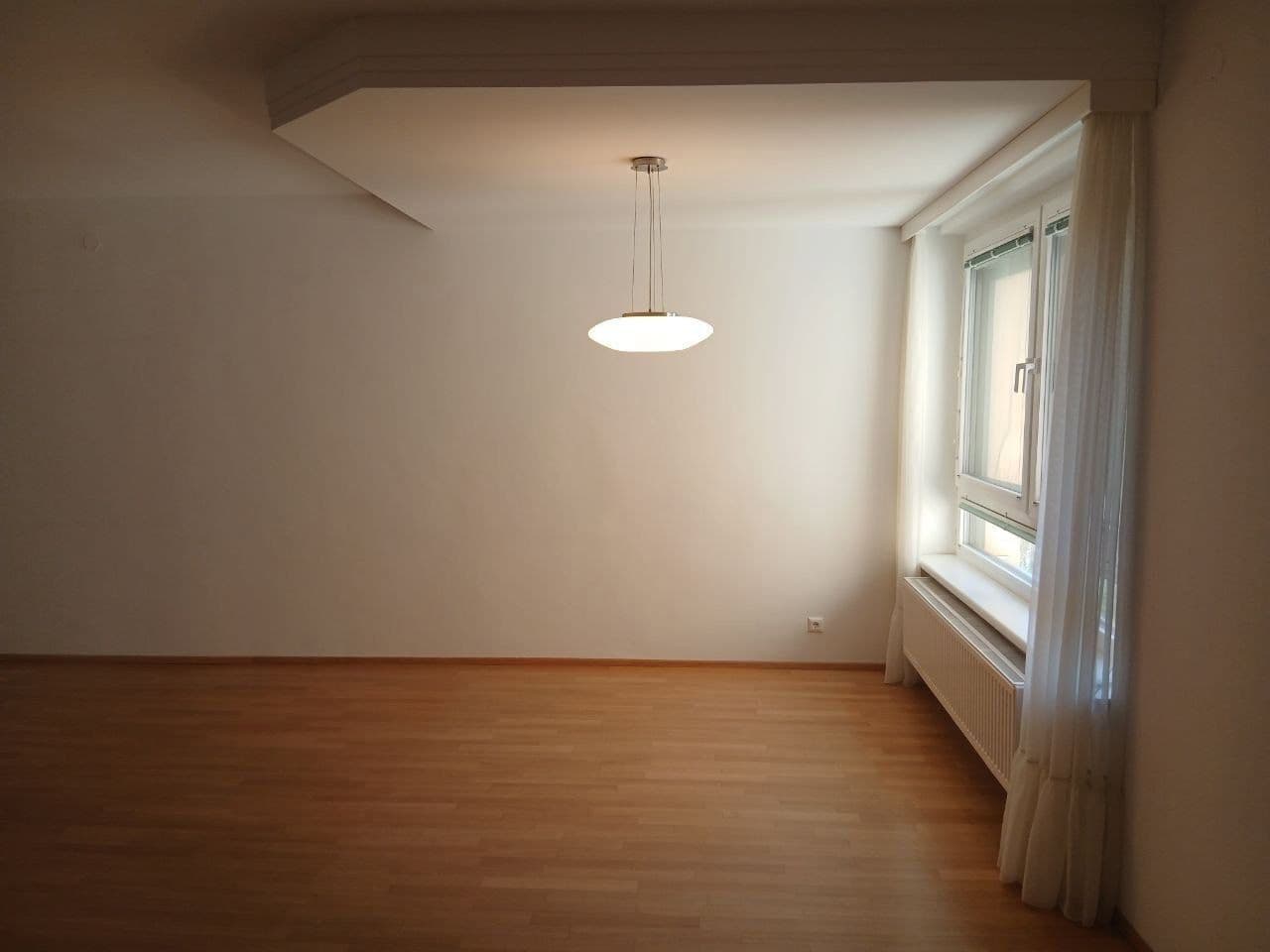 Predaj bytu 4-izbový 103 m², Pressbaum, Dolné Rakúsko Predaj bytu 4-izbový 103 m², Pressbaum, Dolné Rakúsko