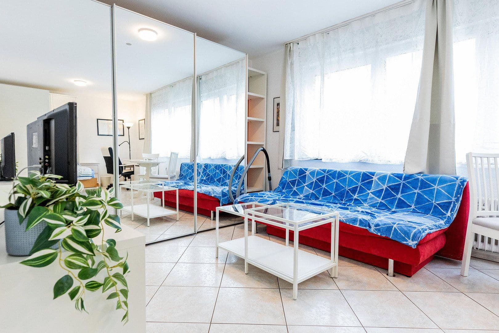 Prenájom bytu 1-izbový 30 m², Brückenstraße 17, Frankfurt, Hesensko Prenájom bytu 1-izbový 30 m², Brückenstraße 17, Frankfurt, Hesensko