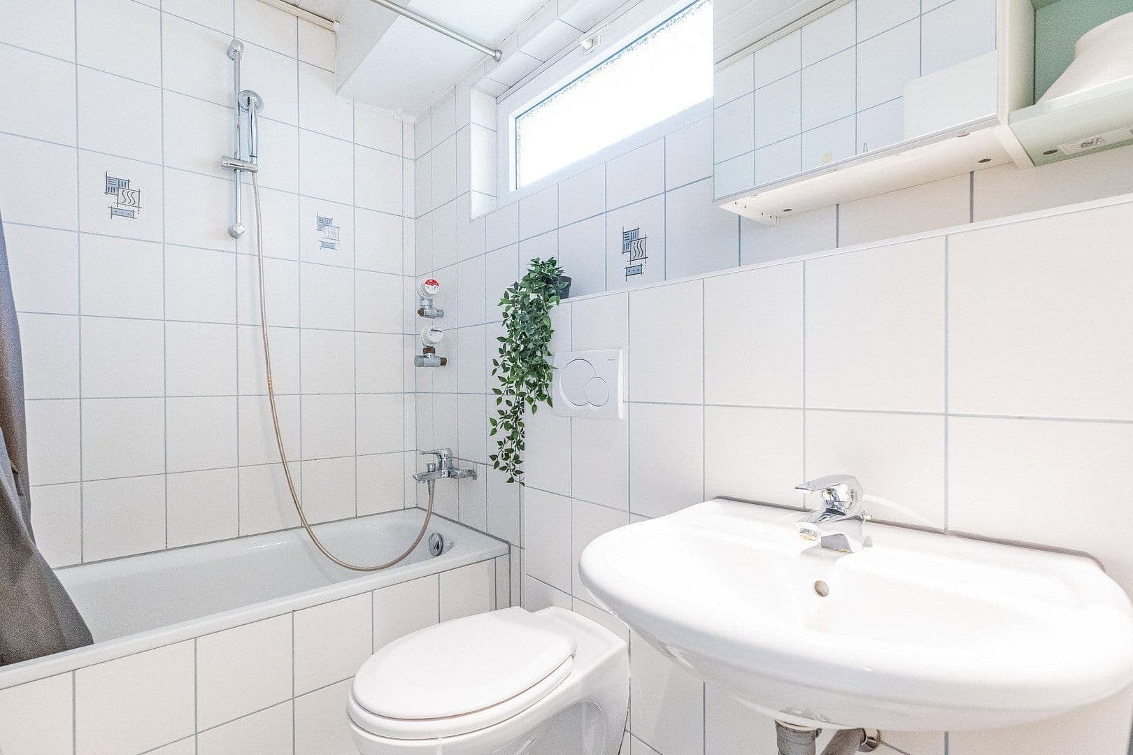 Prenájom bytu 1-izbový 30 m², Brückenstraße 17, Frankfurt, Hesensko Prenájom bytu 1-izbový 30 m², Brückenstraße 17, Frankfurt, Hesensko
