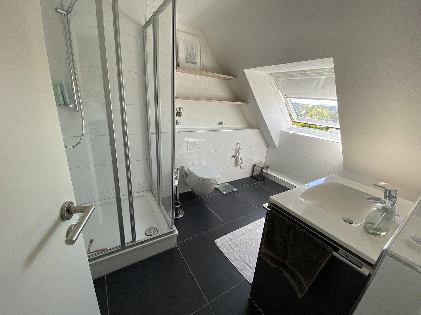Predaj bytu 5-izbový 122 m², Mülheim an der Ruhr, Severné Porýnie - Westfálsko Predaj bytu 5-izbový 122 m², Mülheim an der Ruhr, Severné Porýnie - Westfálsko