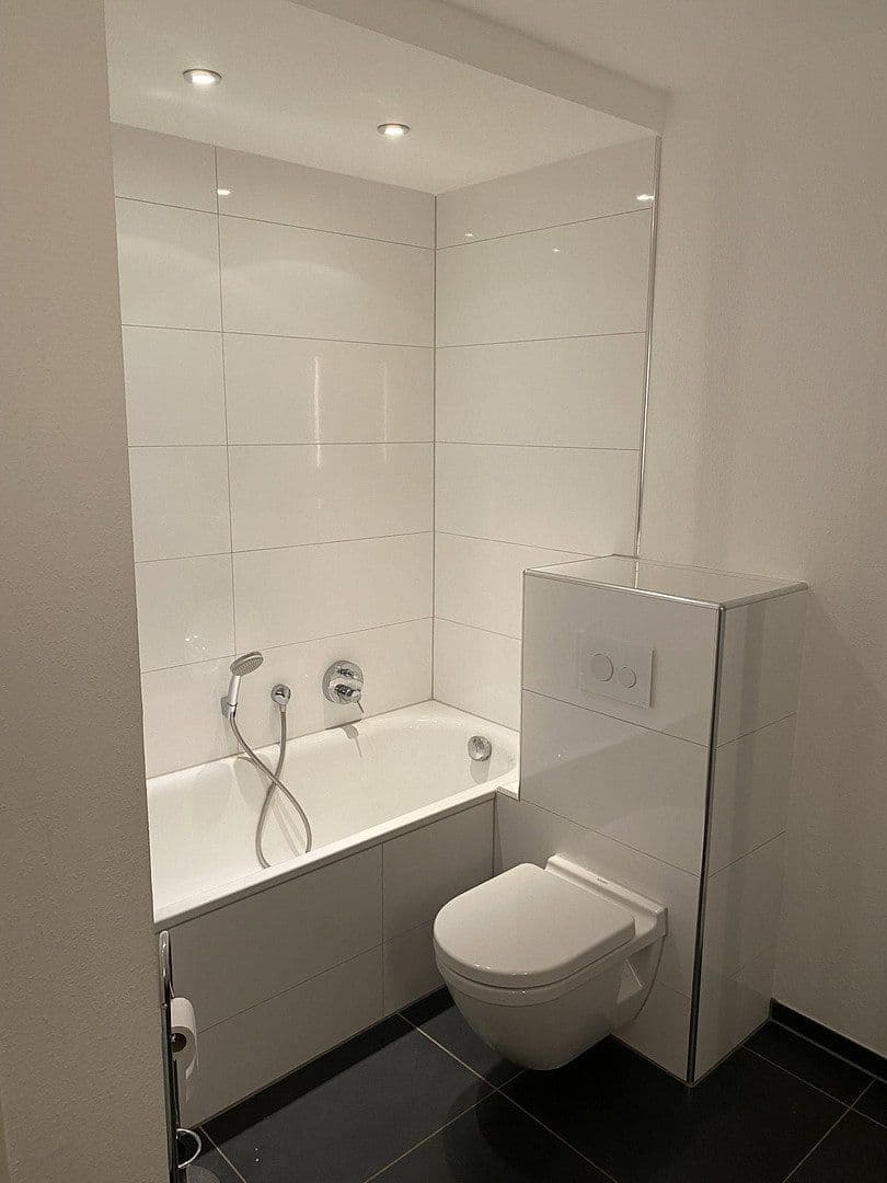 Predaj bytu 5-izbový 122 m², Mülheim an der Ruhr, Severné Porýnie - Westfálsko Predaj bytu 5-izbový 122 m², Mülheim an der Ruhr, Severné Porýnie - Westfálsko