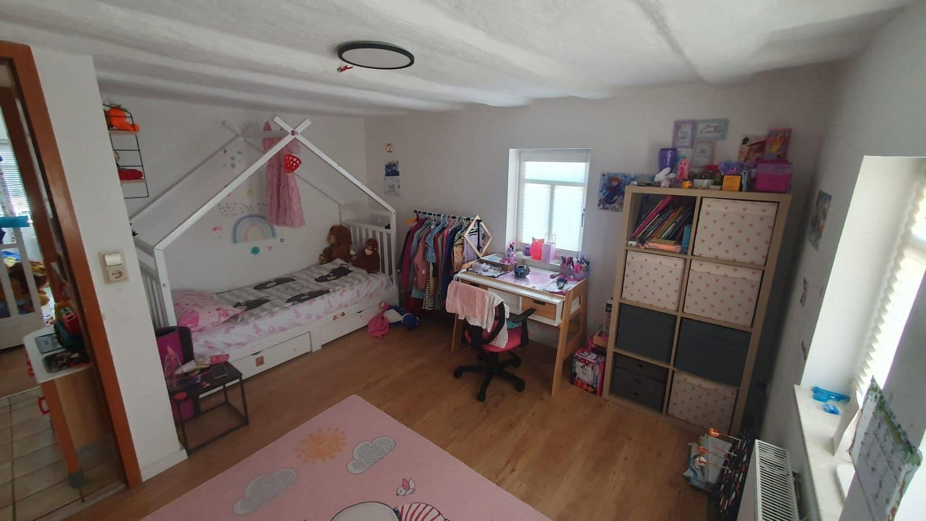 Prenájom bytu 6-izbový 116 m², Hauptstr.53, Dillenburg, Hesensko Prenájom bytu 6-izbový 116 m², Hauptstr.53, Dillenburg, Hesensko