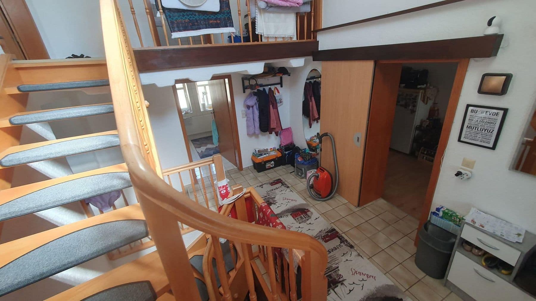Prenájom bytu 6-izbový 116 m², Hauptstr.53, Dillenburg, Hesensko Prenájom bytu 6-izbový 116 m², Hauptstr.53, Dillenburg, Hesensko