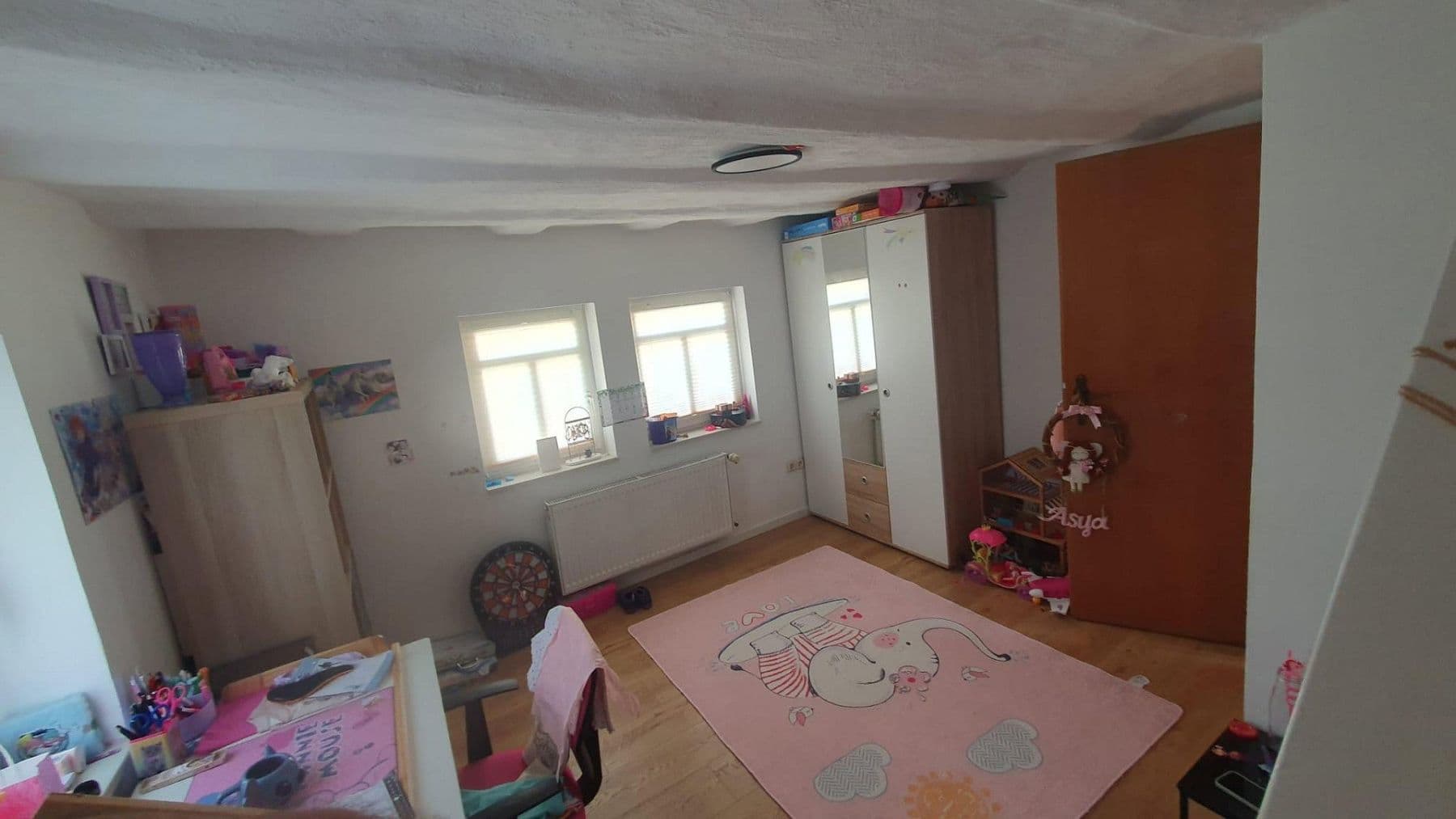 Prenájom bytu 6-izbový 116 m², Hauptstr.53, Dillenburg, Hesensko Prenájom bytu 6-izbový 116 m², Hauptstr.53, Dillenburg, Hesensko