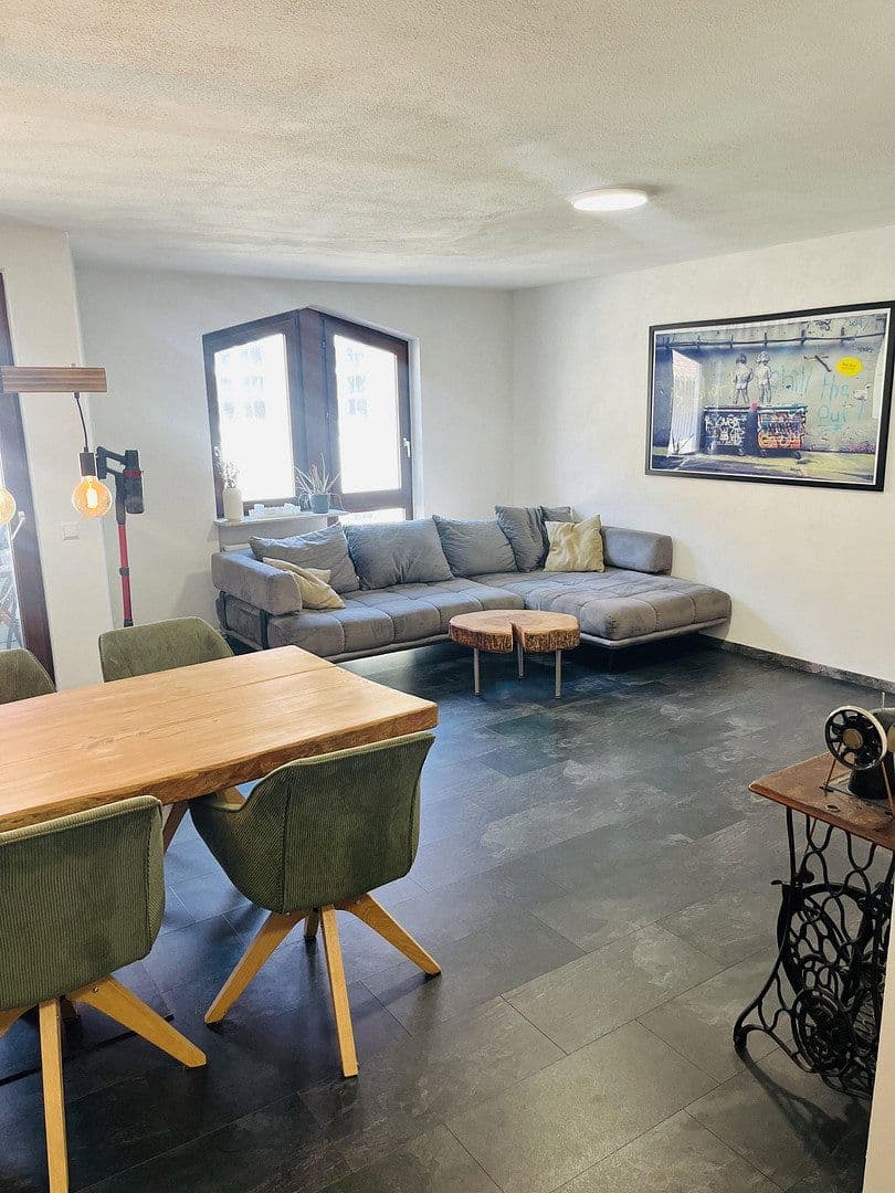 Predaj bytu 3-izbový 80 m², Todtnau, Bádensko-Wurttembersko Predaj bytu 3-izbový 80 m², Todtnau, Bádensko-Wurttembersko