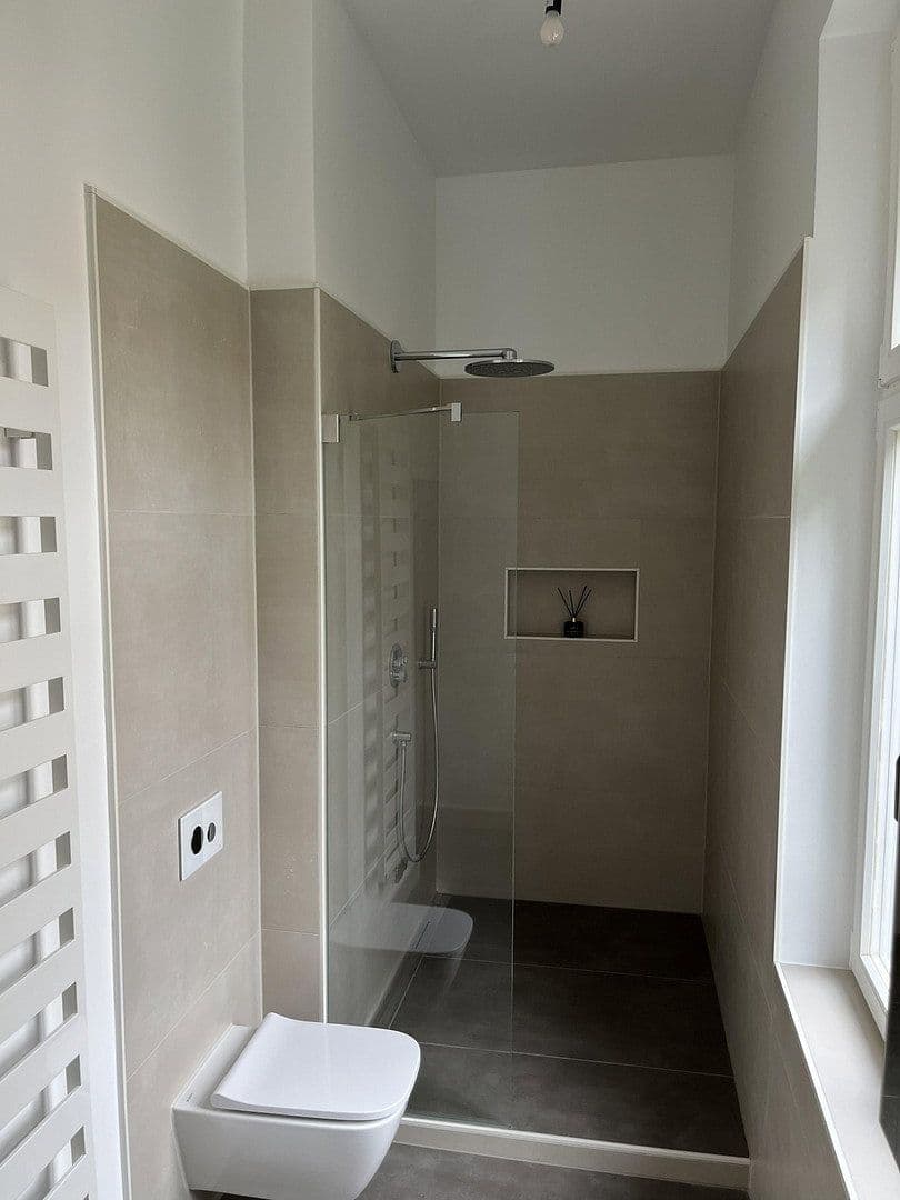 Predaj bytu 4-izbový 126 m², Berlin, Berlín Predaj bytu 4-izbový 126 m², Berlin, Berlín