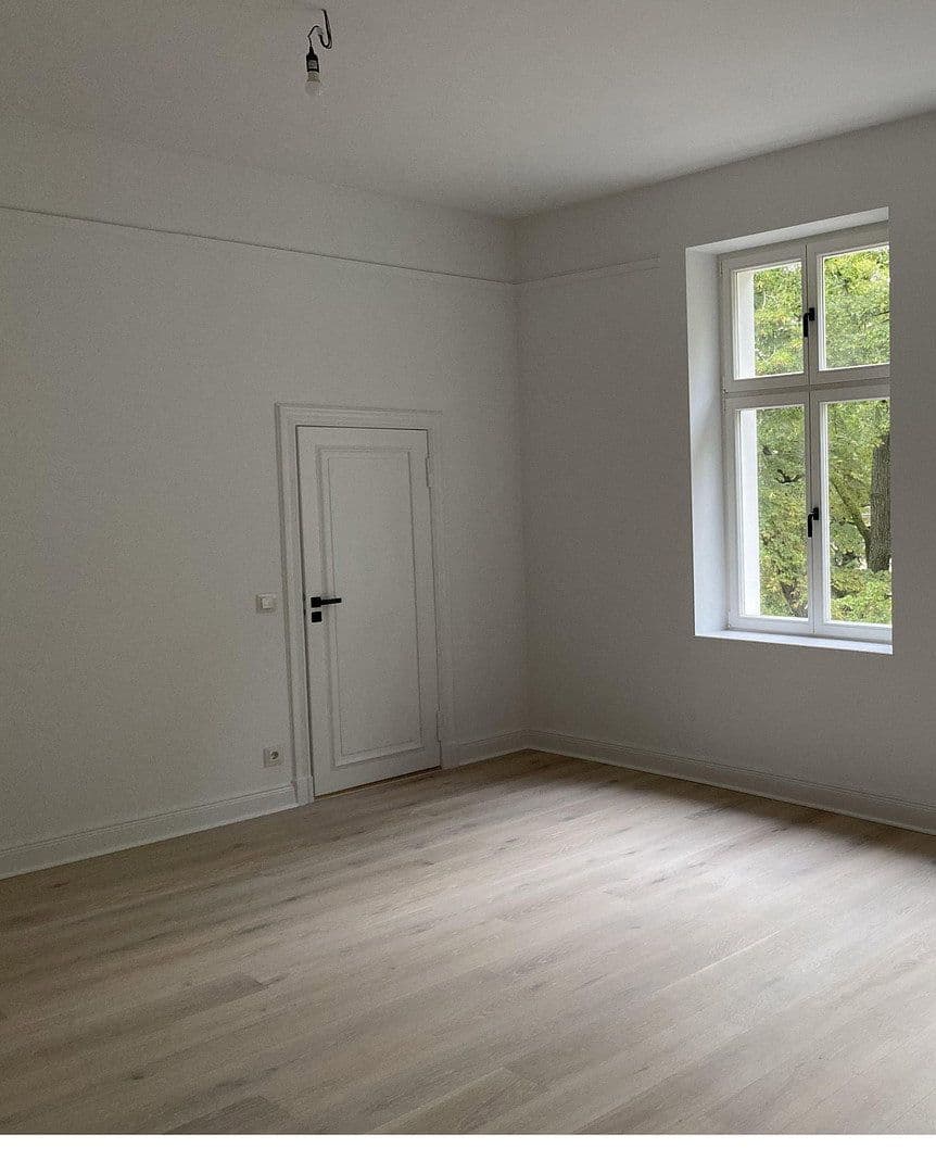 Predaj bytu 4-izbový 126 m², Berlin, Berlín Predaj bytu 4-izbový 126 m², Berlin, Berlín