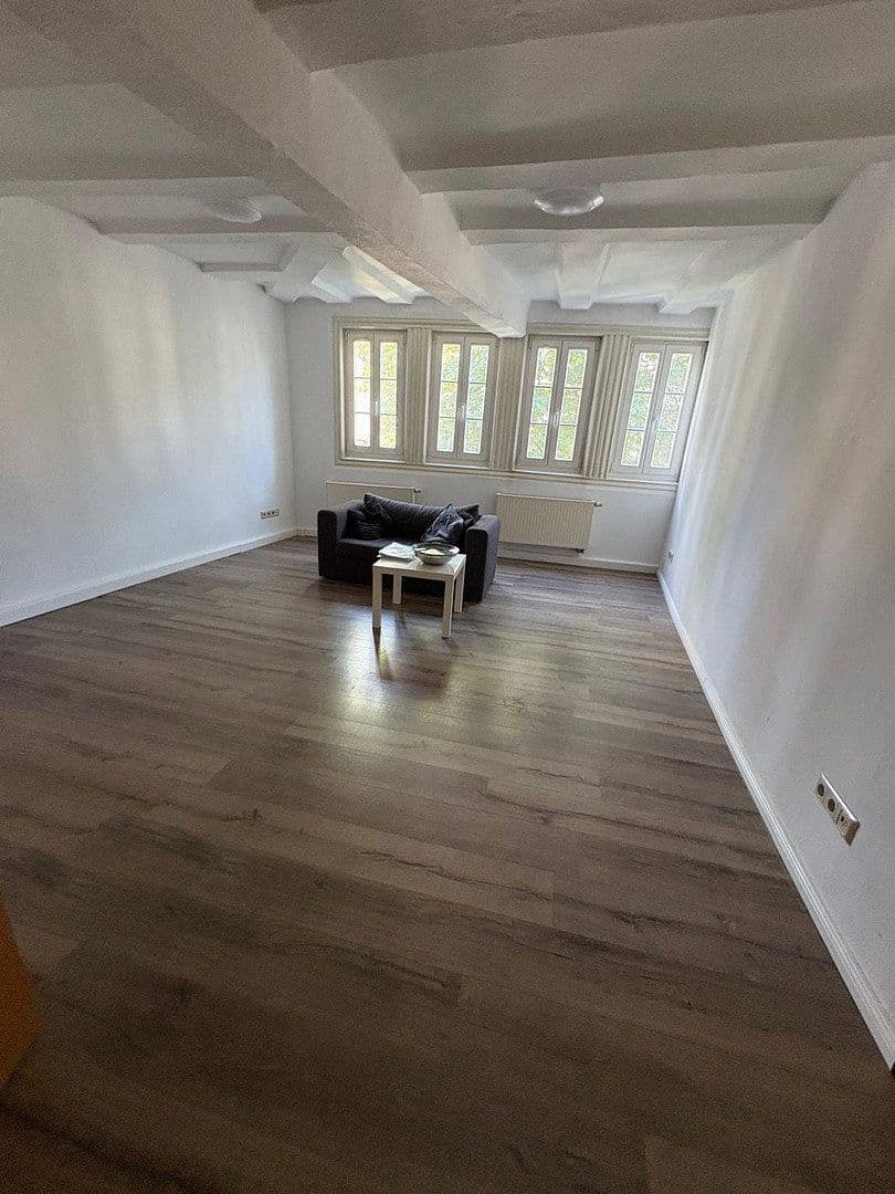 Prenájom bytu 5-izbový 104 m², Kornmarkt 4, Herborn, Hesensko Prenájom bytu 5-izbový 104 m², Kornmarkt 4, Herborn, Hesensko
