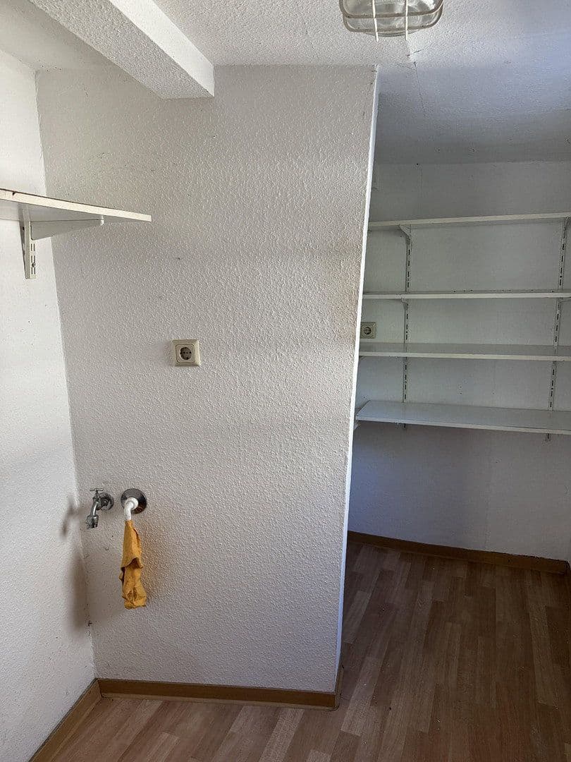 Prenájom bytu 5-izbový 104 m², Kornmarkt 4, Herborn, Hesensko Prenájom bytu 5-izbový 104 m², Kornmarkt 4, Herborn, Hesensko