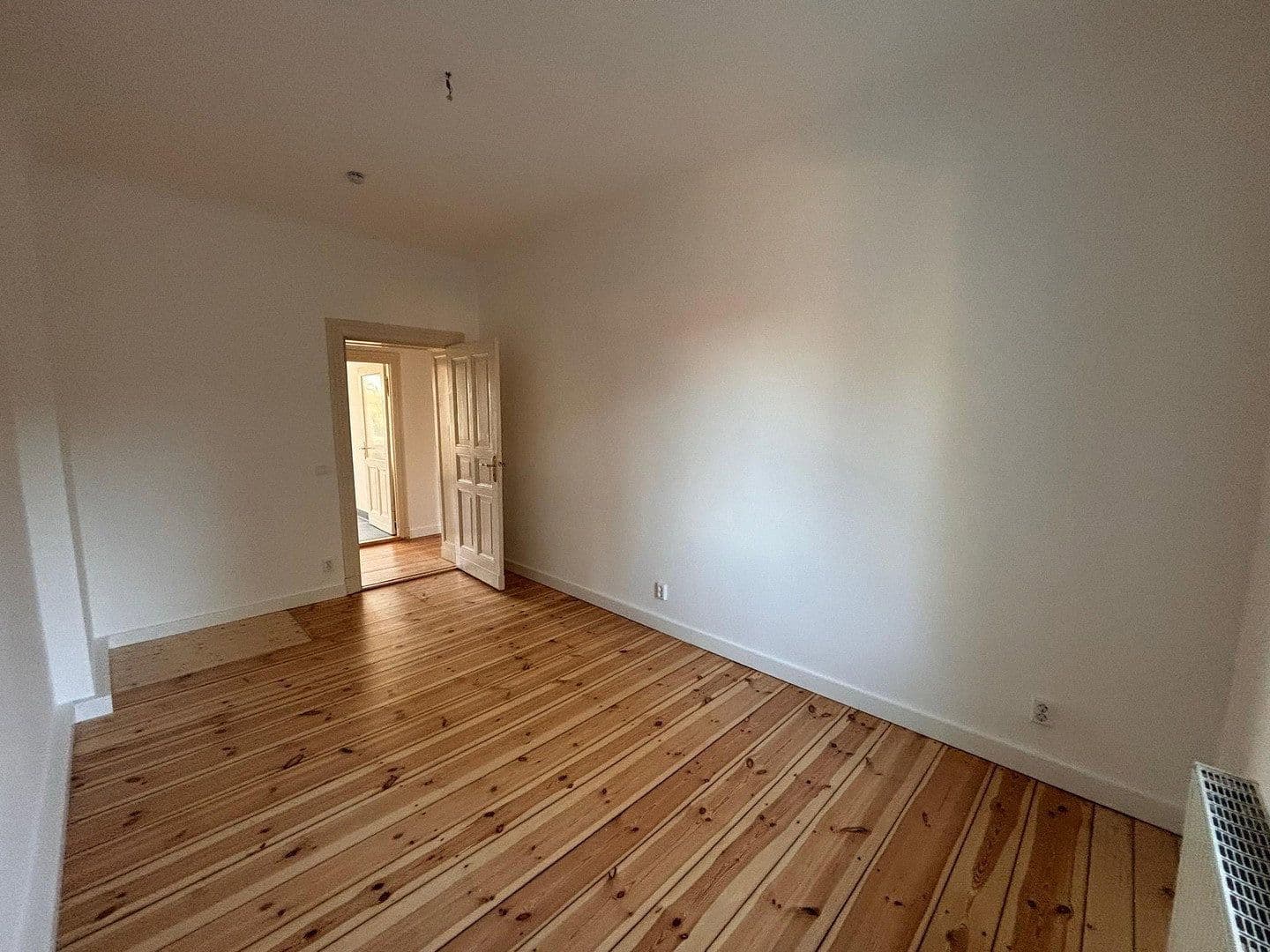 Prenájom bytu 2-izbový 59 m², Linderhofstraße 31, Berlin, Berlín Prenájom bytu 2-izbový 59 m², Linderhofstraße 31, Berlin, Berlín