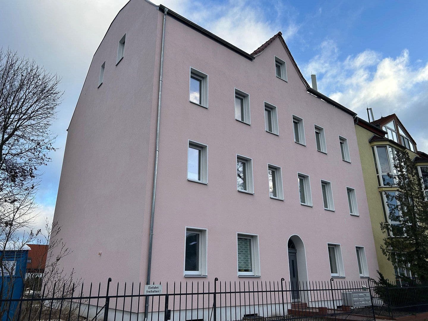 Prenájom bytu 2-izbový 59 m², Linderhofstraße 31, Berlin, Berlín Prenájom bytu 2-izbový 59 m², Linderhofstraße 31, Berlin, Berlín