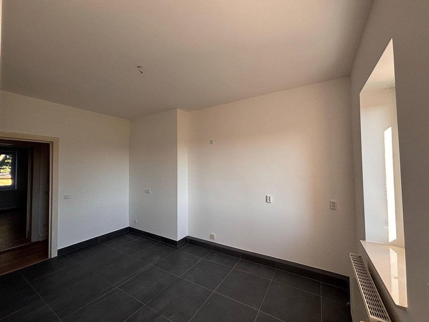 Prenájom bytu 2-izbový 59 m², Linderhofstraße 31, Berlin, Berlín Prenájom bytu 2-izbový 59 m², Linderhofstraße 31, Berlin, Berlín