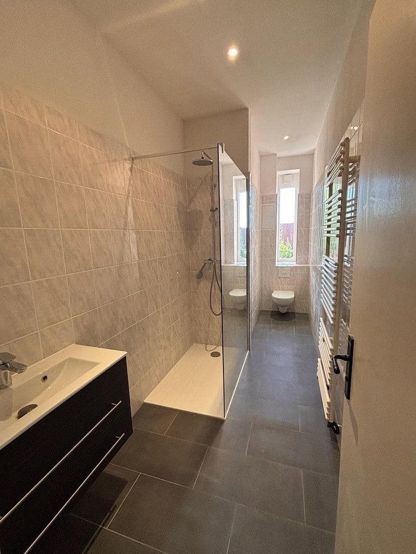 Prenájom bytu 2-izbový 59 m², Linderhofstraße 31, Berlin, Berlín Prenájom bytu 2-izbový 59 m², Linderhofstraße 31, Berlin, Berlín