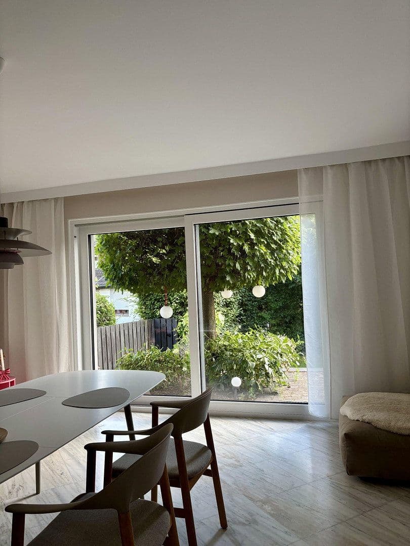 Predaj domu 178 m², pozemok 517 m², Hemmingen, Dolné Sasko Predaj domu 178 m², pozemok 517 m², Hemmingen, Dolné Sasko