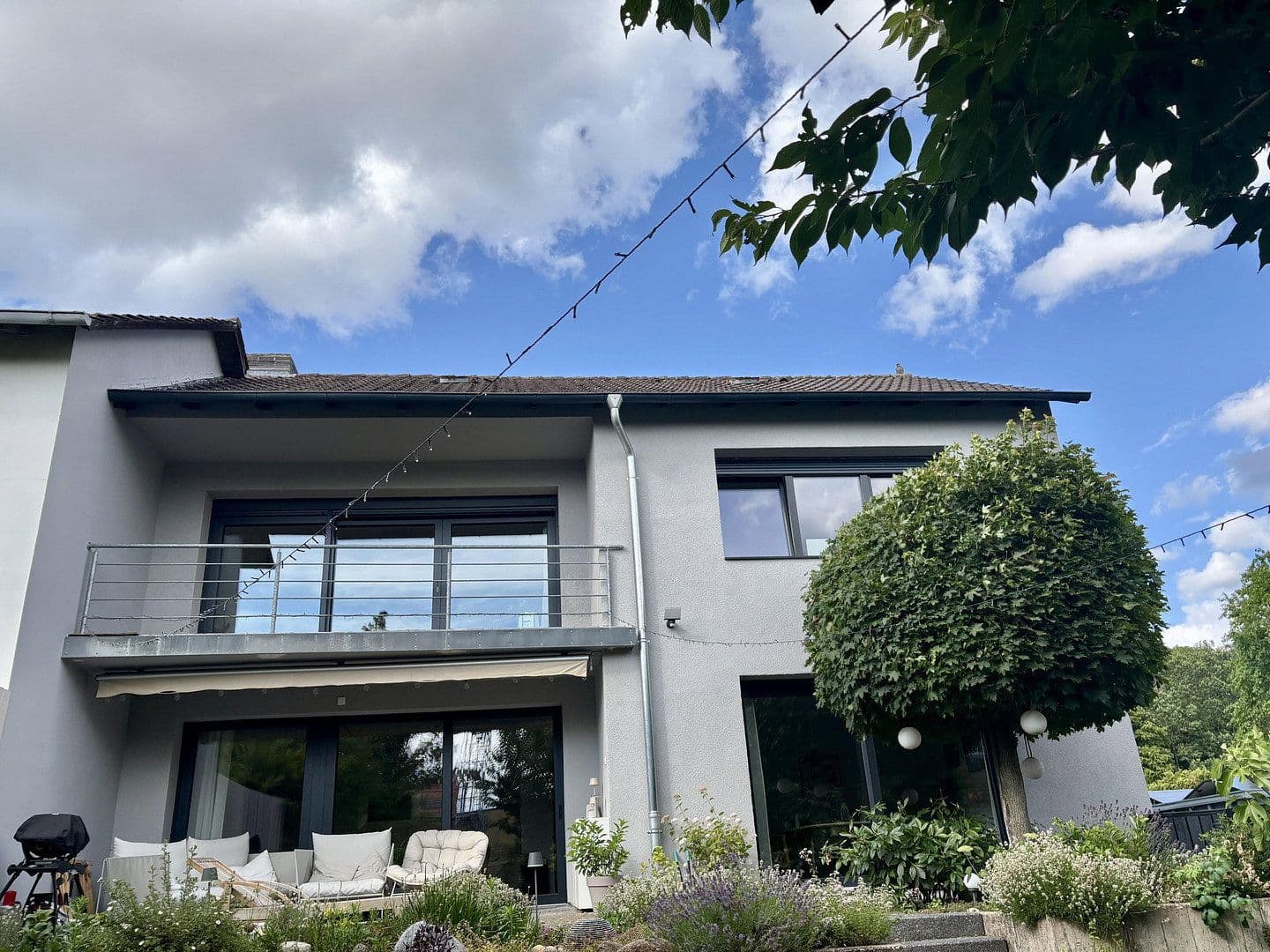 Predaj domu 178 m², pozemok 517 m², Hemmingen, Dolné Sasko Predaj domu 178 m², pozemok 517 m², Hemmingen, Dolné Sasko