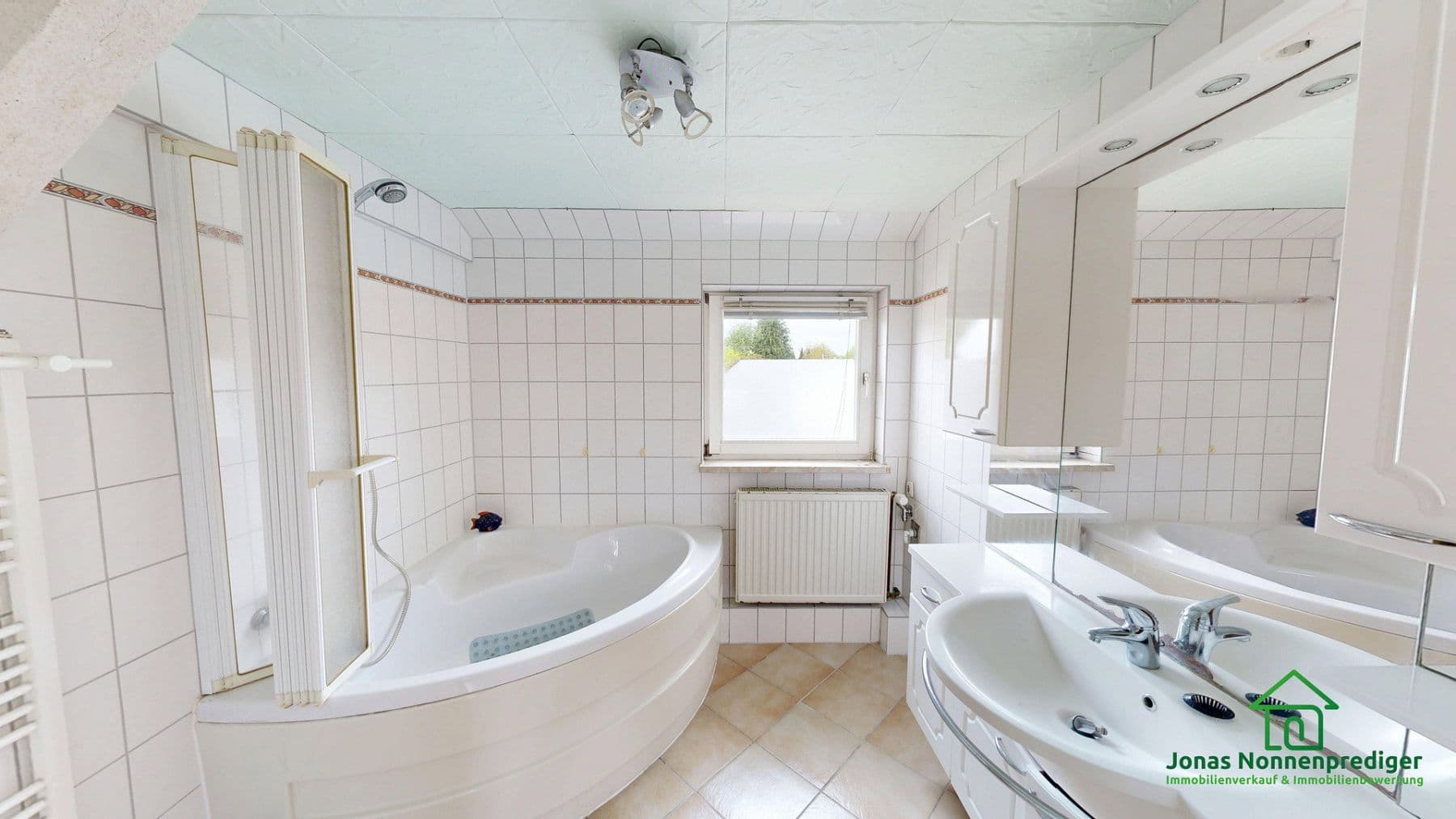 Predaj domu 113 m², pozemok 310 m², Hauptstraße 9 c, Leezen, Meklenbursko-Predpomoransko Predaj domu 113 m², pozemok 310 m², Hauptstraße 9 c, Leezen, Meklenbursko-Predpomoransko