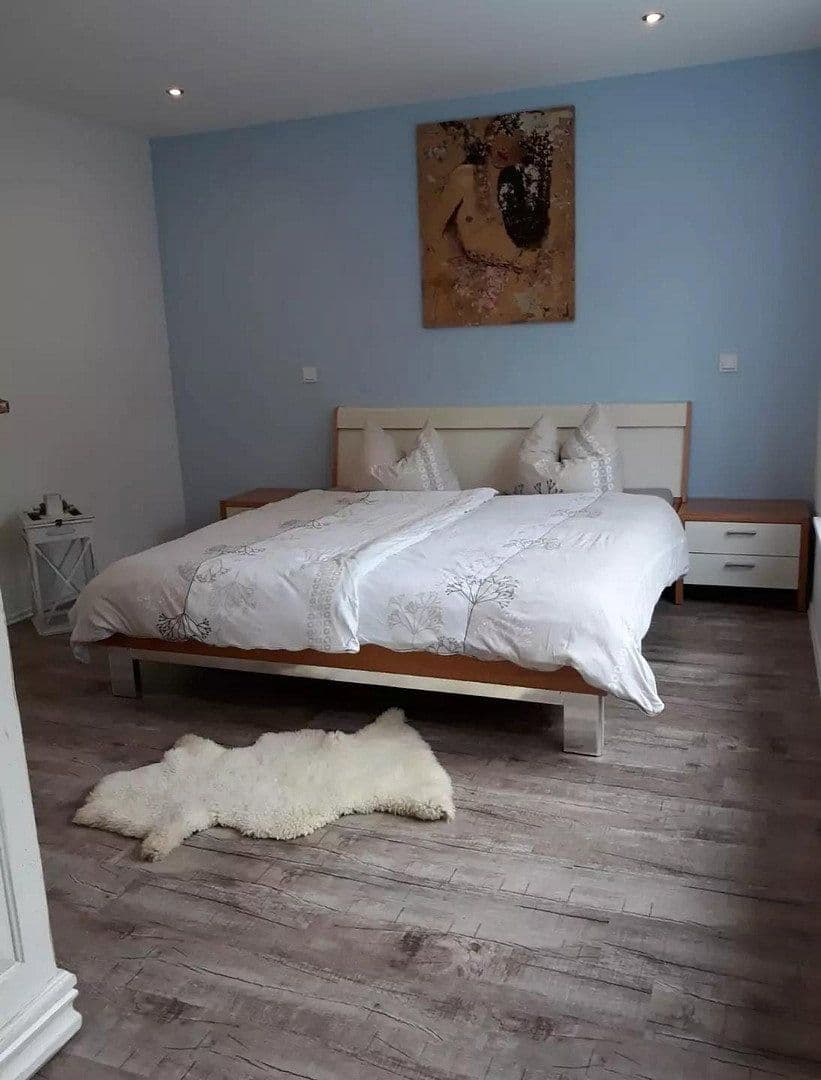 Predaj domu 342 m², pozemok 1.300 m², Saarbrücken, Sársko Predaj domu 342 m², pozemok 1.300 m², Saarbrücken, Sársko