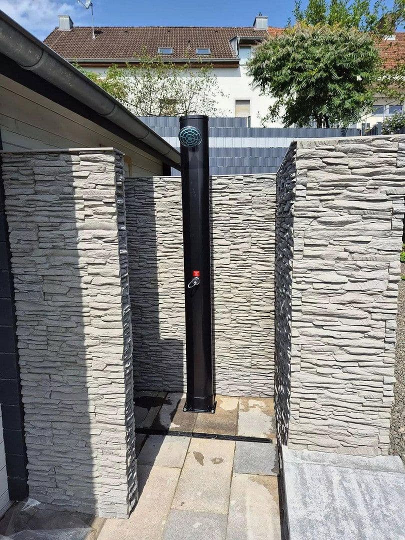 Predaj domu 342 m², pozemok 1.300 m², Saarbrücken, Sársko Predaj domu 342 m², pozemok 1.300 m², Saarbrücken, Sársko
