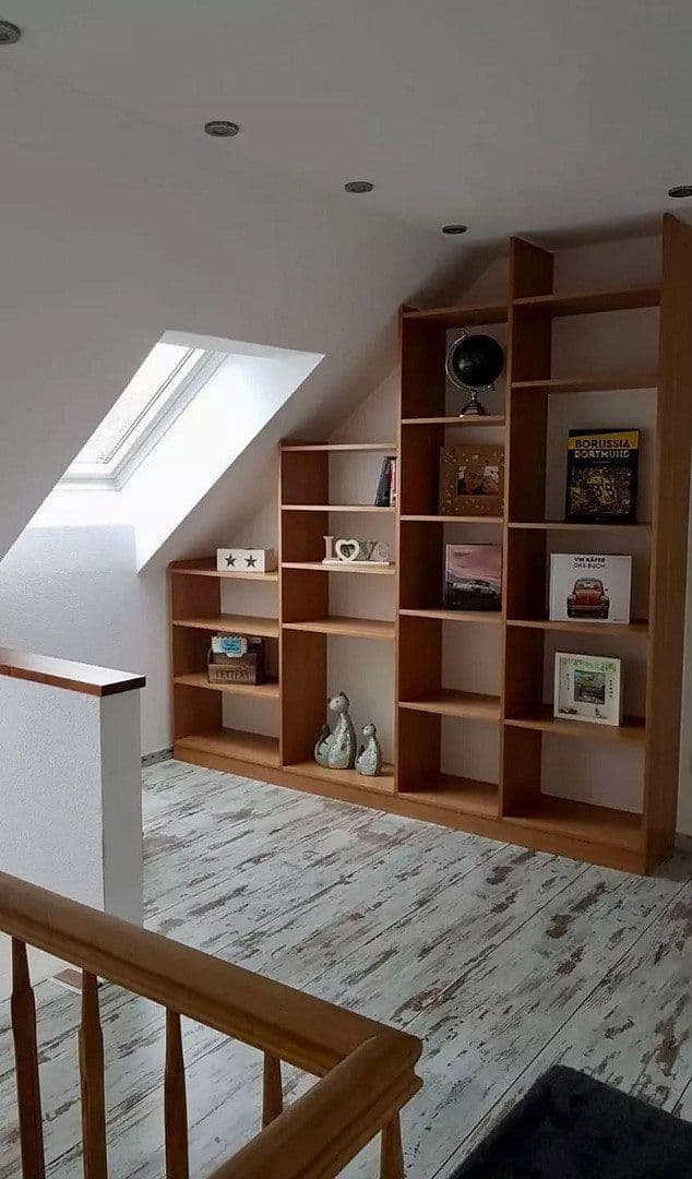 Predaj domu 342 m², pozemok 1.300 m², Saarbrücken, Sársko Predaj domu 342 m², pozemok 1.300 m², Saarbrücken, Sársko