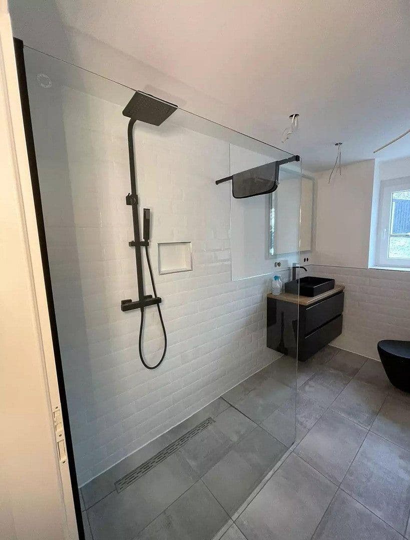 Predaj domu 342 m², pozemok 1.300 m², Saarbrücken, Sársko Predaj domu 342 m², pozemok 1.300 m², Saarbrücken, Sársko